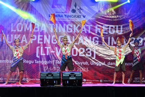 Foto Penampilan Kontingen Pada Pentas Seni Lt V Tahun Lt