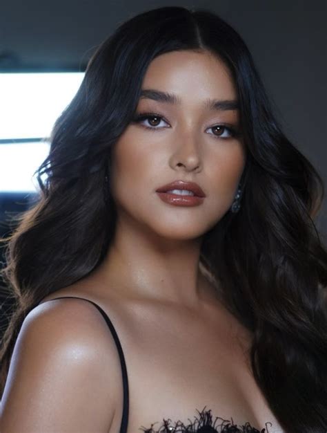 Filipina Actress Liza Soberano Raves About What It Was Like To Meet