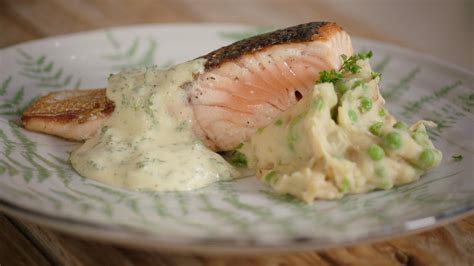 Zalm Met Erwtenstoemp Bacon En Bearnaise Dagelijkse Kost