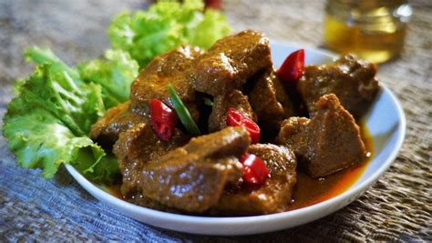 Resep Rendang Sapi Khas Padang Masak Daging Kurban Lebih Nikmat