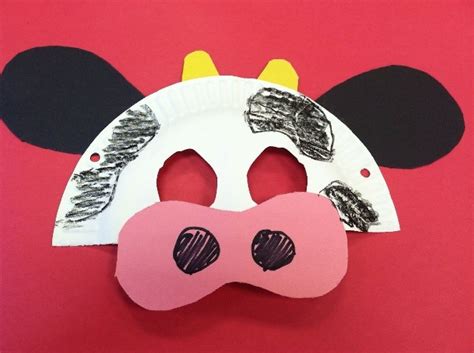 Paper plate cow mask - Lowell Public Library - Lowell, IN