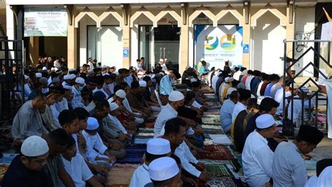 Salat Idul Fitri Jemaah Muhammadiyah Di Berbagai Daerah