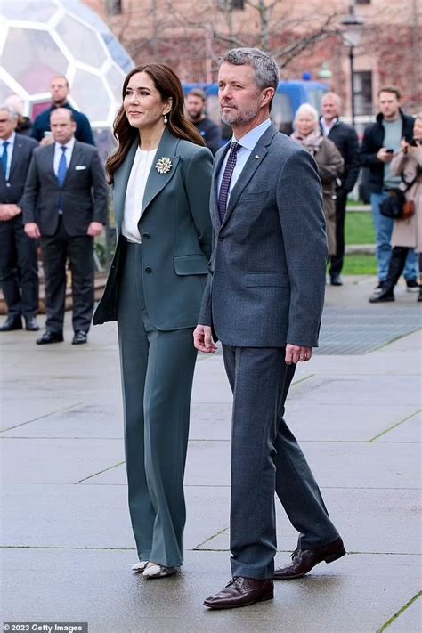 Crown Prince Frederik And Genoveva Casanova S Night Out In Madrid