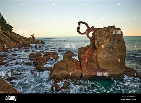 Peine Del Viento Sculptures By Eduardo Chillida Banque De Photographies