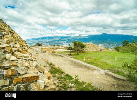 Mexican Zapotec Ruin Atzompa In Oaxaca Mexico Stock Photo Alamy