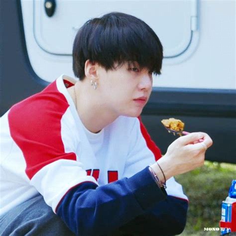 In the SOOP Ep 3 uploaded by ɢᴏʟᴅᴇɴ ɪᴅᴏʟ on We Heart It Min yoongi