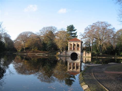 Roman Boathouse And Birkenhead Park Lake © Sue Adair Cc By Sa20