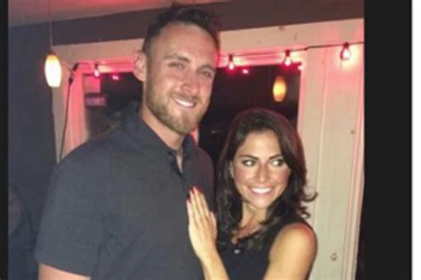 Jenny Dell & Will Middlebrooks Engaged [VIDEO + PHOTOS]