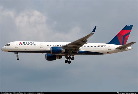 N Us Delta Air Lines Boeing Wl Photo By Marco Papa North