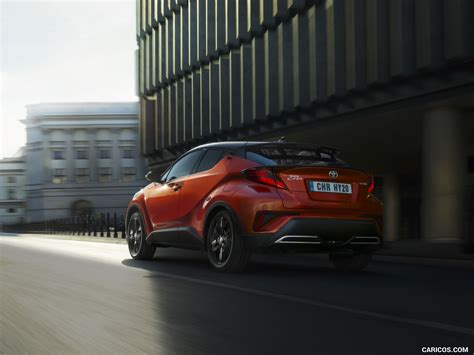 2020 Toyota C-HR Hybrid (Euro-Spec) - Rear Three-Quarter | Caricos