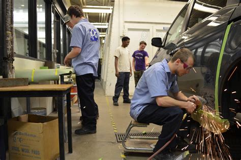 Auto Body – Forbes Road Career & Technology Center