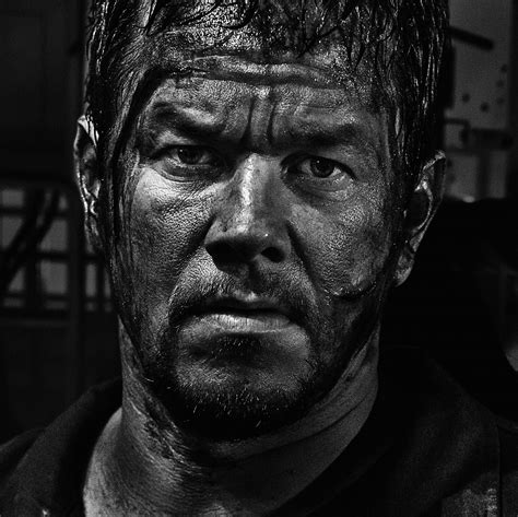 Veja Trailer Oficial E Cartazes Individuais De Deepwater Horizon