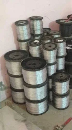 Galvanized Iron Clutch Wire For Jhatka Fencing Size 12 Core 1 5mm At