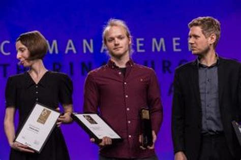 Florian Born Mit German Design Award In Gold Ausgezeichnet HfK Bremen