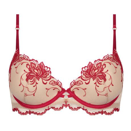 Lise Charmel pieces lingerie set Éblouissant Eros Nude Solaire