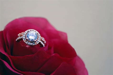 Moissanite Engagement Rings