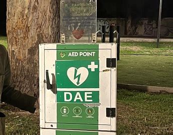 Marina Di Ragusa Vandalizzata La Colonnina Con Il Defibrillatore Poco