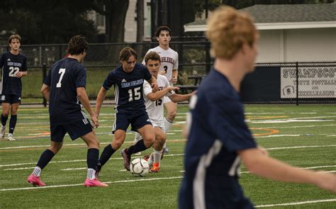 Swampscott puts three past rival Marblehead - Itemlive