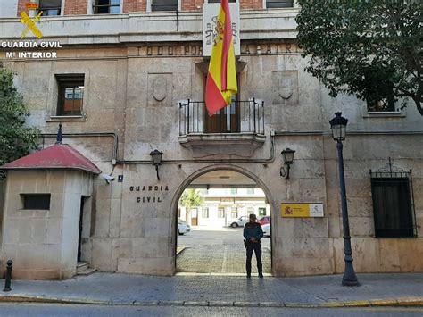 La Guardia Civil Auxilia A Un Beb De Meses En Valencia