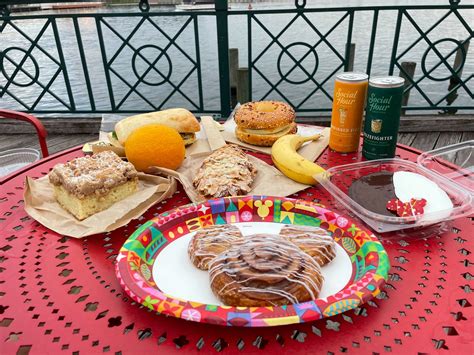 REVIEW Tour The New BoardWalk Deli Try Delightful Breakfast