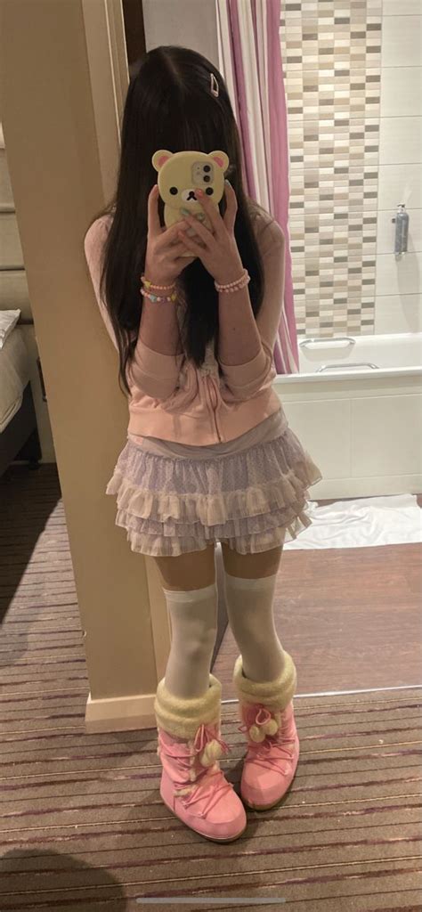 Cute Kawaii Outfit With Meloclaws