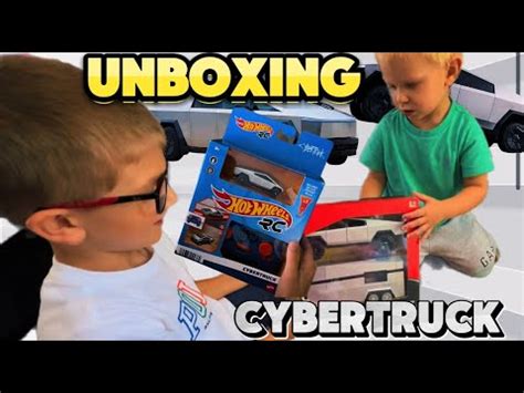 Hot Wheels Cybertruck A 72 Unboxing Experience Otwieram Dwa