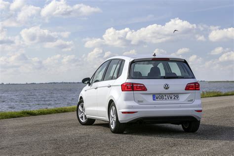 Volkswagen Reveals Golf Sportsvan TSI BlueMotion With 1 Liter Engine