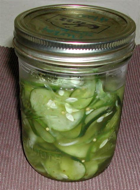 The Iowa Housewife Refrigerator Cucumber Pickles