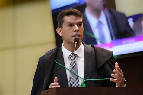 Alisson Alencar toma posse como Procurador geral do Ministério Público