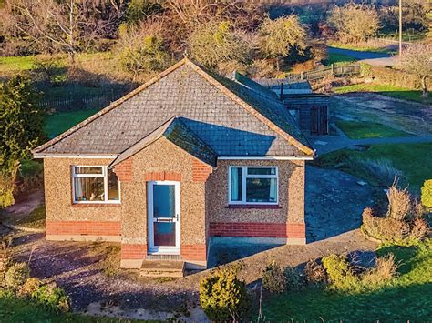 Bed Detached Bungalow For Sale In Silsoe Road Maulden Bedford Mk