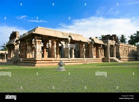 Temple in Hampi, Karnataka, India Stock Photo - Alamy