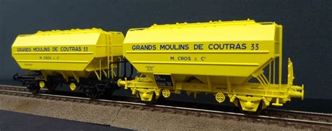 REE WB 732 SNCF Set Of 2 Cereal Wagons Type Richard