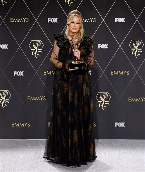 What Size Is Jennifer Coolidge