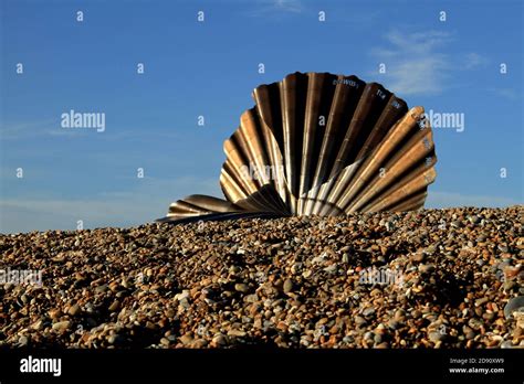 The iconic Scallop sculpture on Aldeburgh beach, Suffolk Stock Photo ...