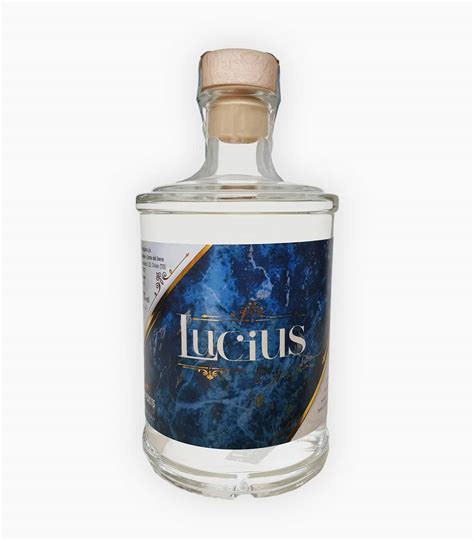 Gin Lucius Dry Al Gorgonzola Cl Il Piacere Dell Acqua