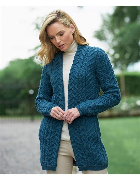 Aran Pattern Edge To Edge Coat Knitting Patterns Free Cardigans Knitted Coat Knitting Women