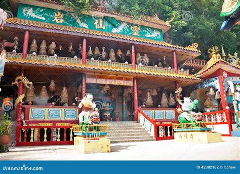 Ling Sen Tong Caverna Do Templo Ipoh Foto De Stock Imagem De Curso