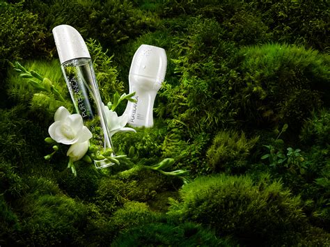 AVON: PUR BLANCA AND SOLUTIONS on Behance
