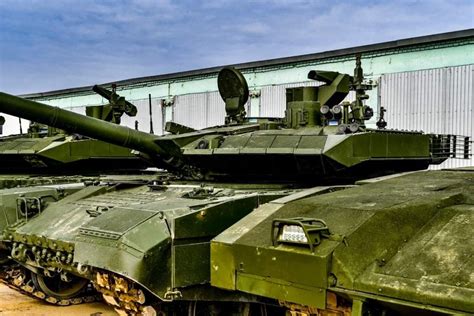 Russian Army Receives First T 90m Tanks Overt Defense