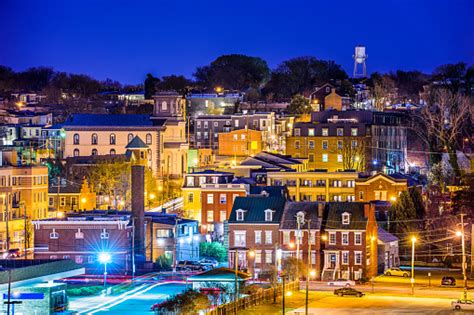 Richmond Virginia Neighborhoods Stock Photo Download Image Now Istock