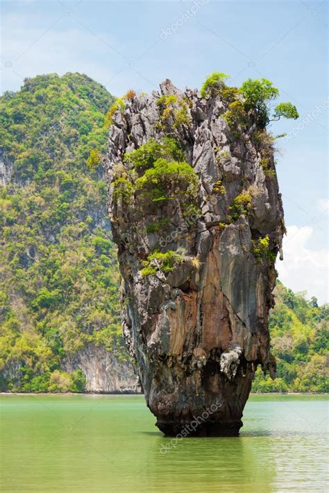 James Bond Island, Thailand — Stock Photo © ivanmateev #82344760