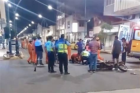 Polic A Aprehende A Hombre Involucrado En Asalto A Helader A Del Barrio