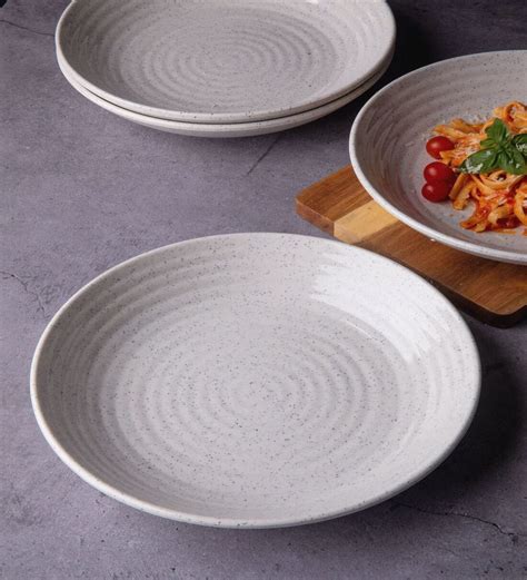 Buy Stylish Glass Dinner Plate (Set of 4) by White Gold at 33% OFF by White Gold | Pepperfry