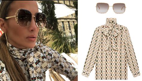 Jennifer Lopez Gucci Shirt And Square Sunglasses At Louve July 2017 Your Style 411