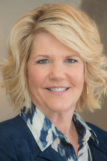 Beth Staes Real Estate Agent Hinsdale Il Coldwell Banker Realty