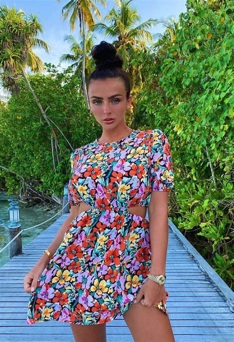 Bikini News Daily Kady Mcdermott Showed Off Her Toned Figure In The Maldives