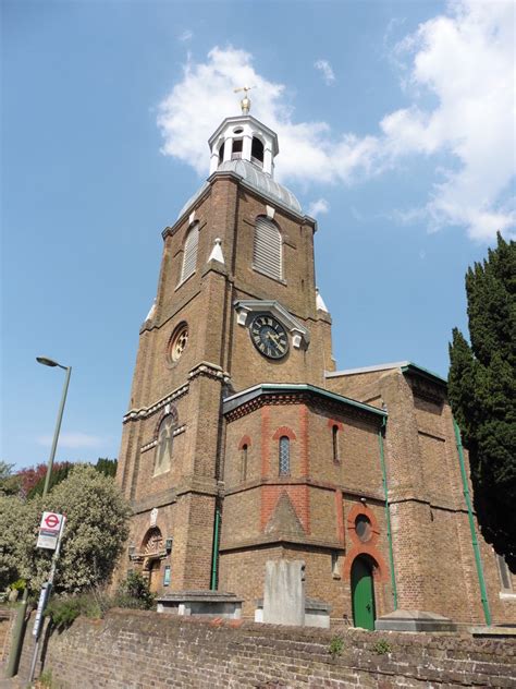 Sunbury On Thames St Mary © Dave Kelly Geograph Britain And Ireland