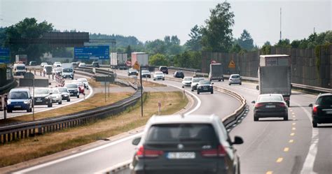 Katowice Zderzenie Czterech Aut Na Autostradzie A4 Kierowcy Wjechali