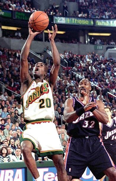 Pin By Lonnie Crain On Nba Basketball Gary Payton Nba Players Nba Basketball