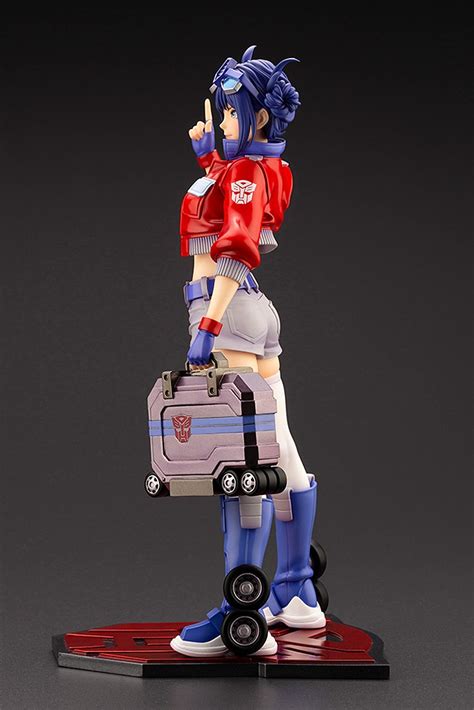 Kotobukiya Transformers Optimus Prime Bishoujo Statue Red